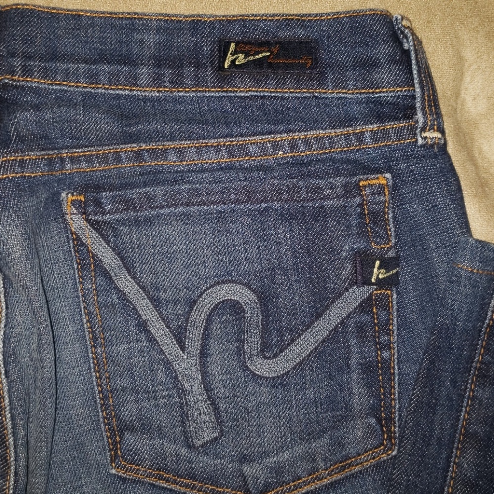 Jeans - Picture 2 of 5